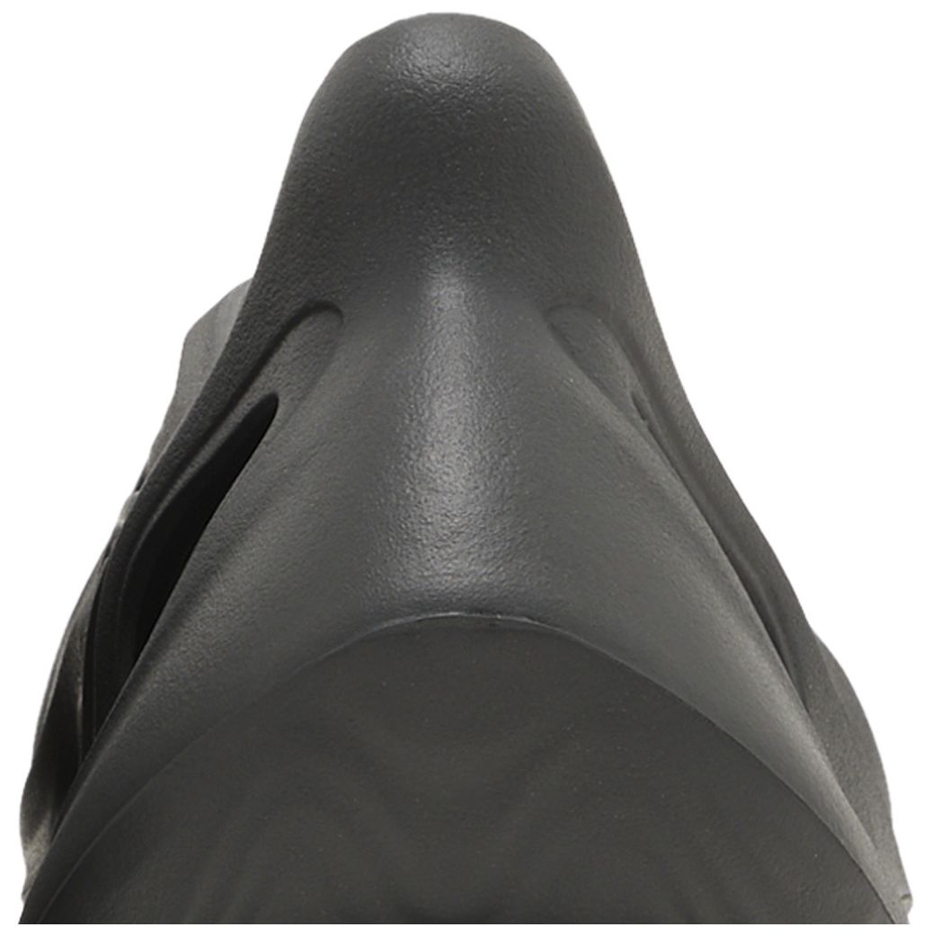 Yeezy Foam Runner 'Carbon'