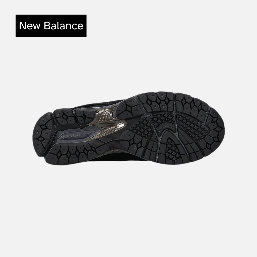 New Balance 2002R Gore-Tex Protection Pack Black Magnet