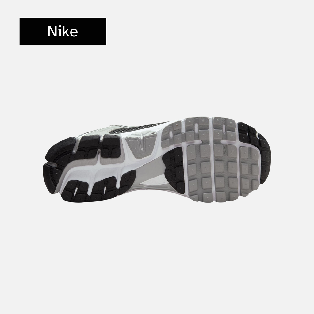 Air Zoom Vomero 5 'Metallic Silver Black'