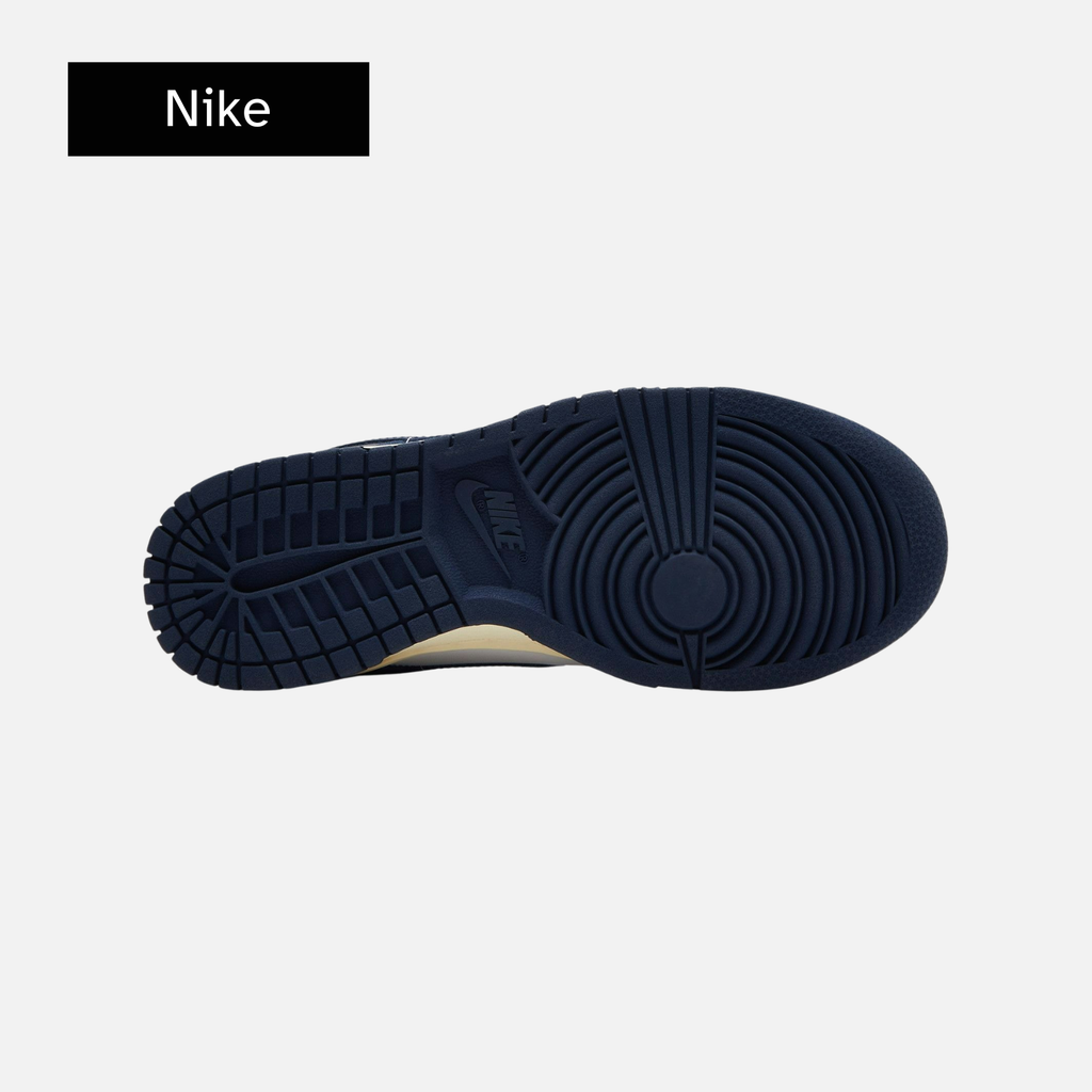 Nike Wmns Dunk Low 'Vintage Navy'