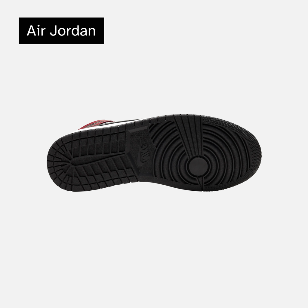 Air Jordan 1 Mid 'Chicago Black Toe'