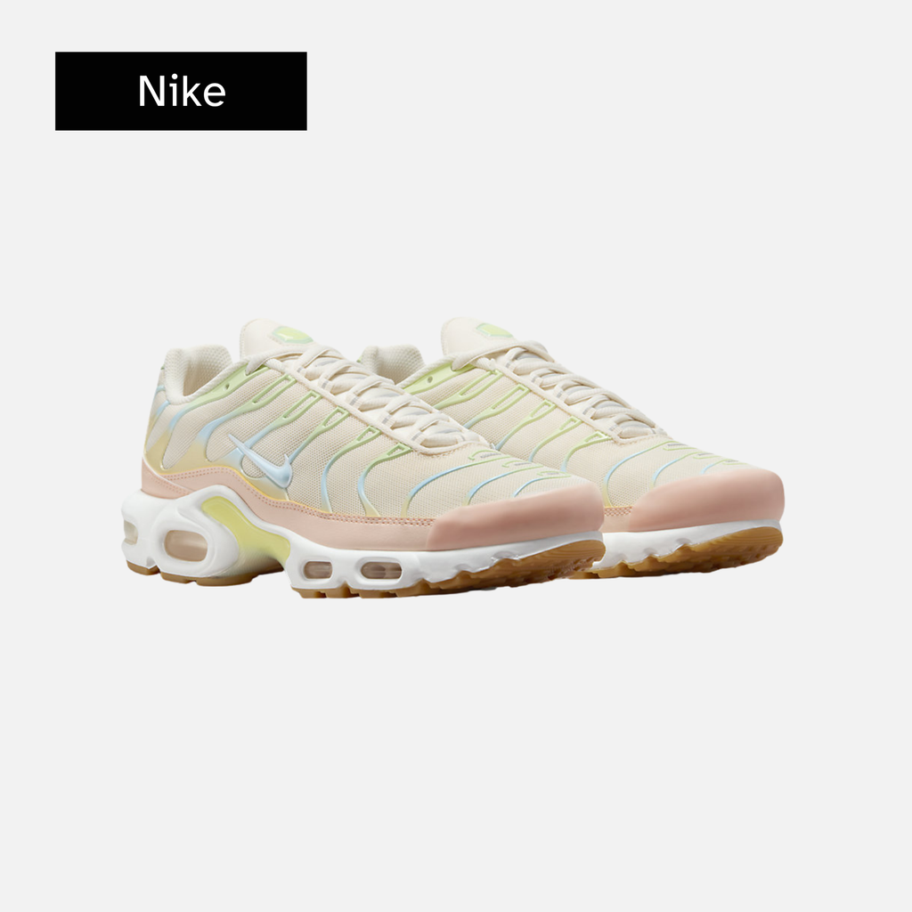 Nike Wmns Air Max Plus 'Crimson Tint Pale Ivory'