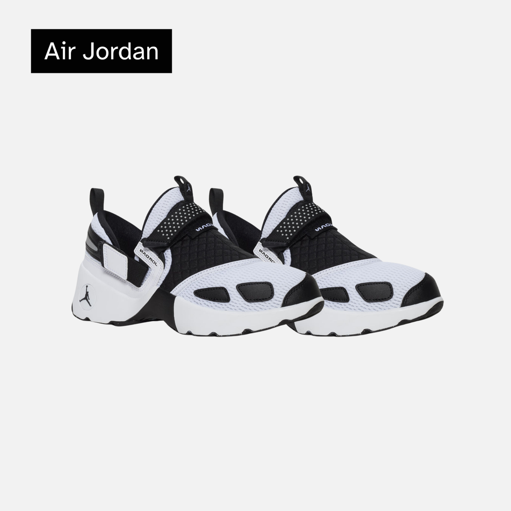 Wmns Air Jordan Trunner LX 'White Reflective Silver'