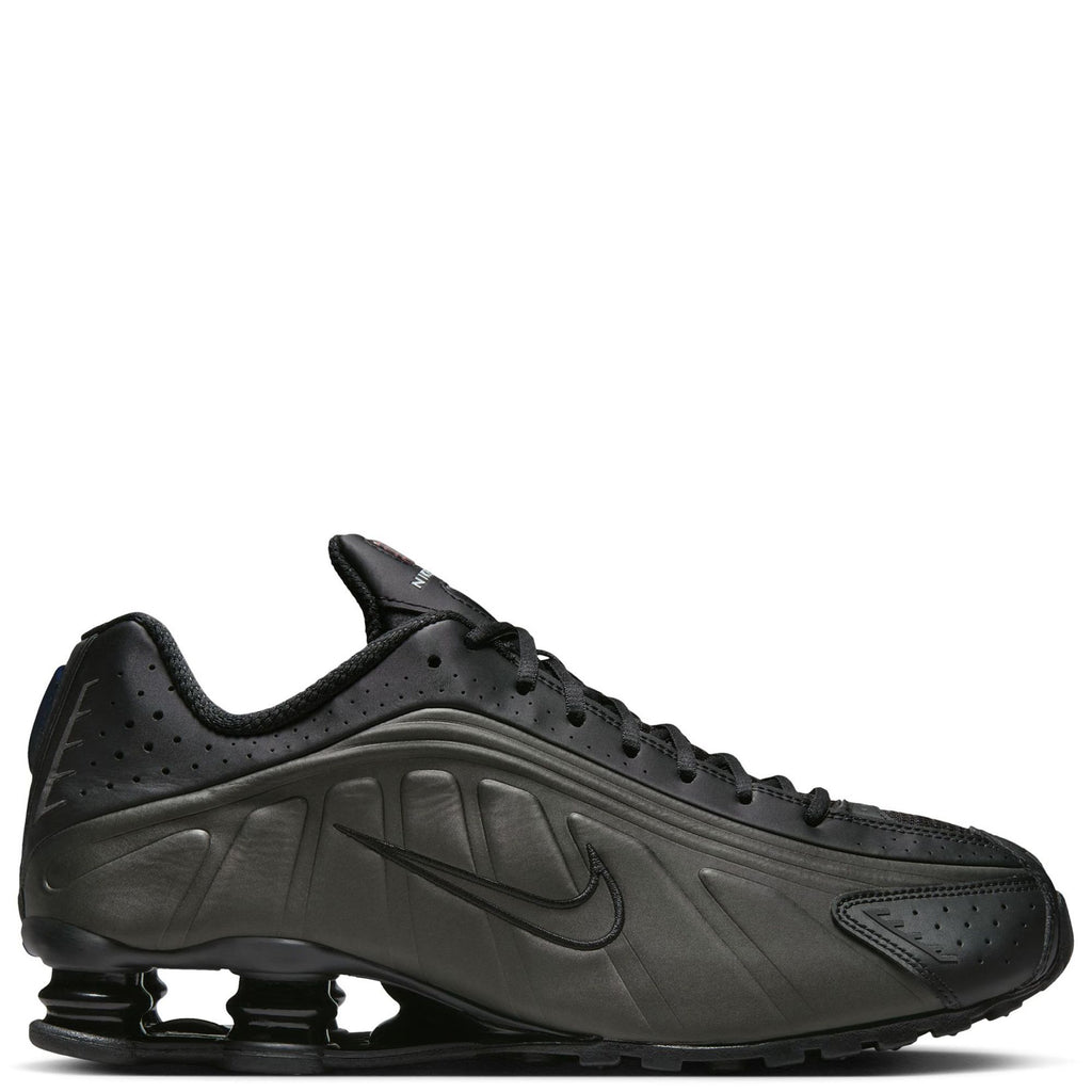 Nike Shox R4 'Triple Black' 2025